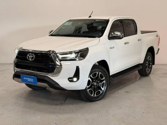 TOYOTA HILUX 2.8 D-4D TURBO DIESEL CD SRV 4X4 AUTOMÁTICO TOYOTA HILUX 2.8 D-4D TURBO DIESEL CD SRV 4X4 AUTOMÁTICO